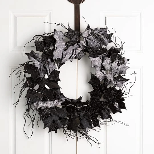 Glitzhome® 26" Lighted Halloween Bat Wreath 4 Glitzhome® 26" Lighted Halloween Bat Wreath - Image 4
