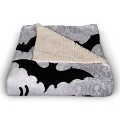 Batty Doesn't Cover It Fleece Throw 6 Batty Doesn't Cover It Fleece Throw -Halloween Decor Shop D443071S 2