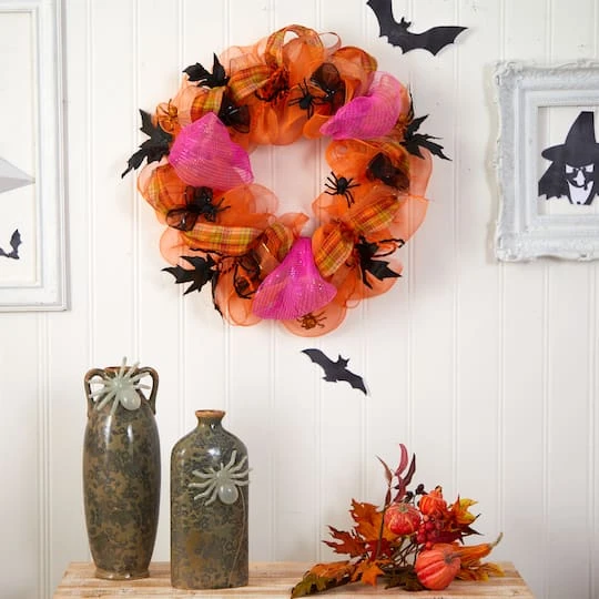 26" Halloween Spider Mesh Wreath 4 26" Halloween Spider Mesh Wreath - Image 4