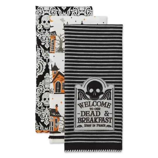 DII® Haunted Hallow Embellished Dishtowel Set 3 DII® Haunted Hallow Embellished Dishtowel Set - Image 3