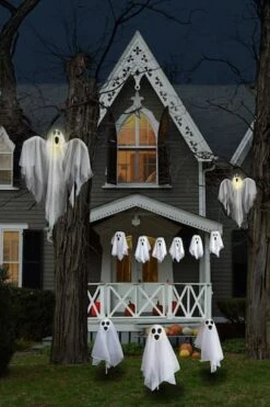 Northlight 6-Piece Ghost Family Halloween Porch Display Decoration Set 9 Northlight 6-Piece Ghost Family Halloween Porch Display Decoration Set -Halloween Decor Shop D668668S 2