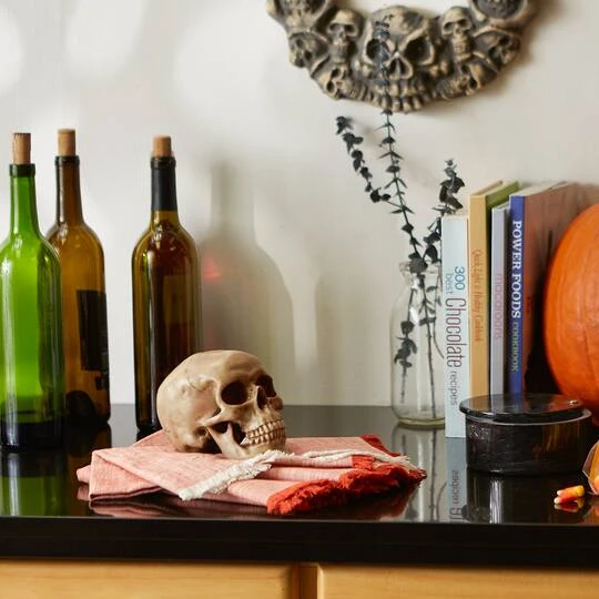 7" Grinning Highly Realistic Replica Human Skull Statue Home Décor 5 7" Grinning Highly Realistic Replica Human Skull Statue Home Décor - Image 5